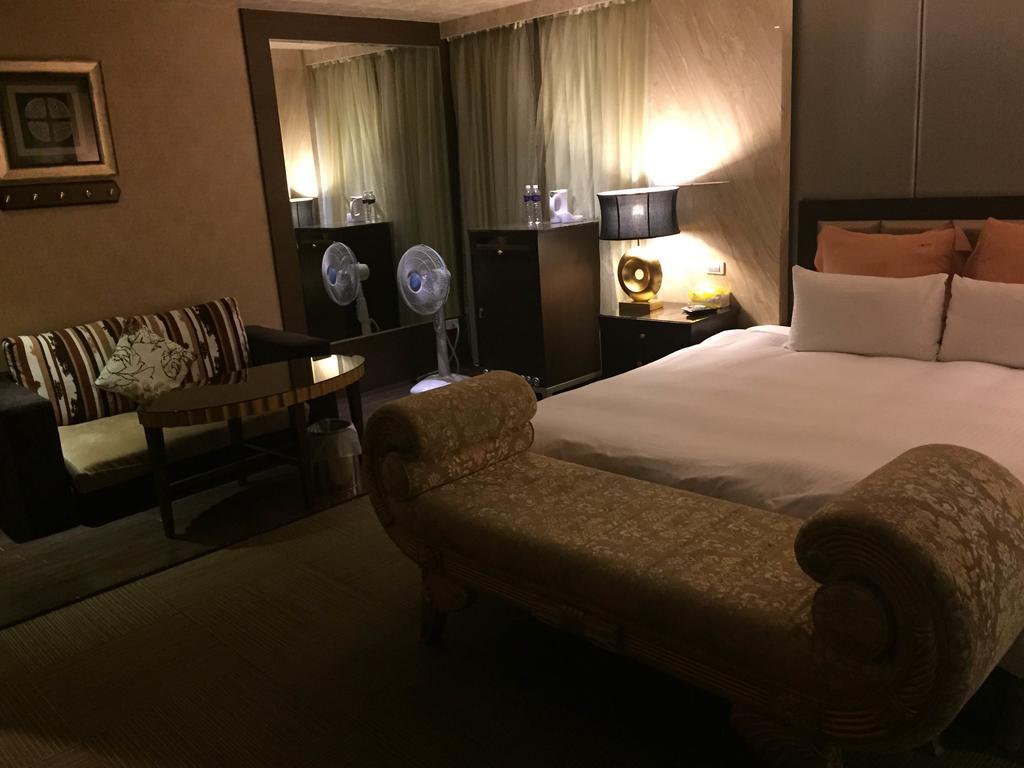 Crystal Business Motel Cidade de Hsinchu Exterior foto